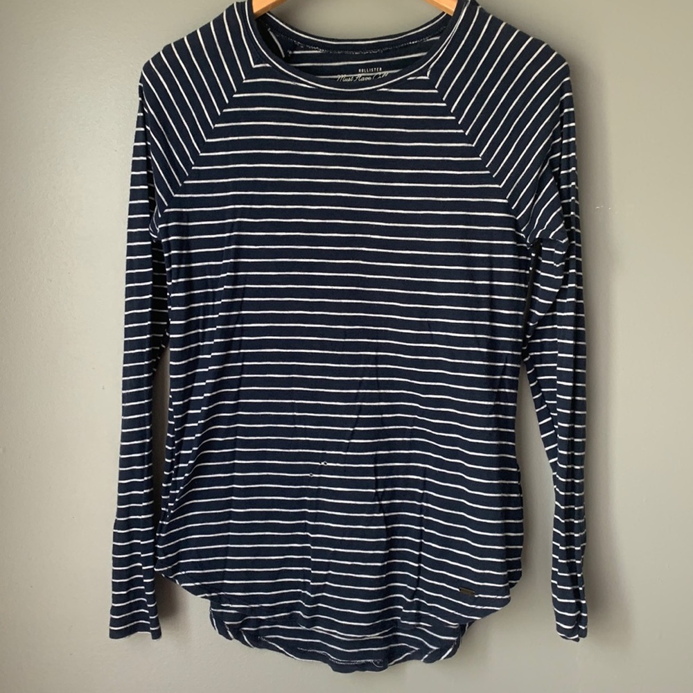 70% off Hollister Long Sleeve